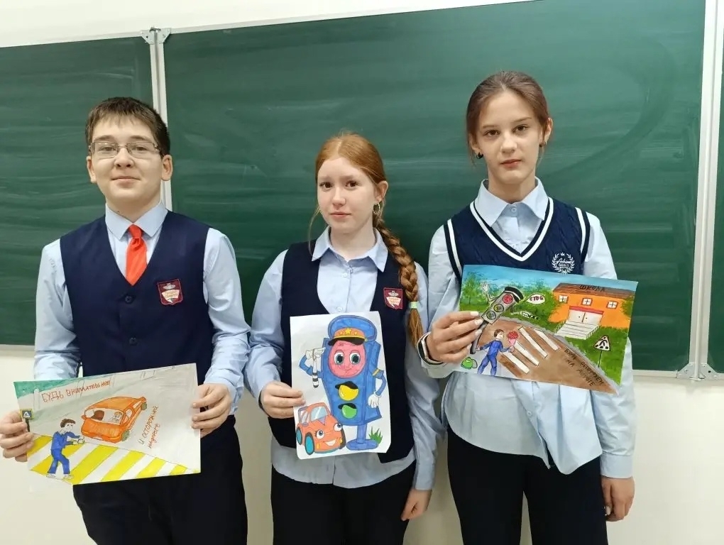 В лицее прошел конкурс рисунком на тему ПДД