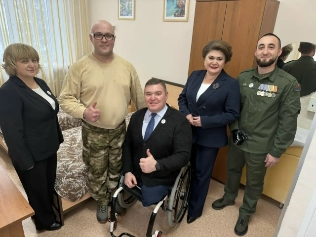 Ветеран СВО проходит курс реабилитации после получения протеза