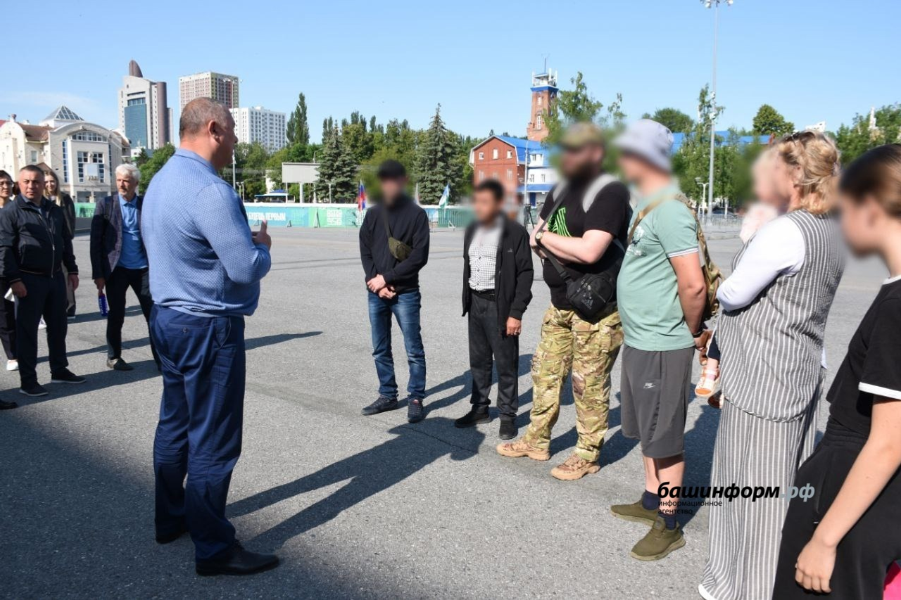 Из Уфы в зону СВО ушла 438-я колонна с бойцами