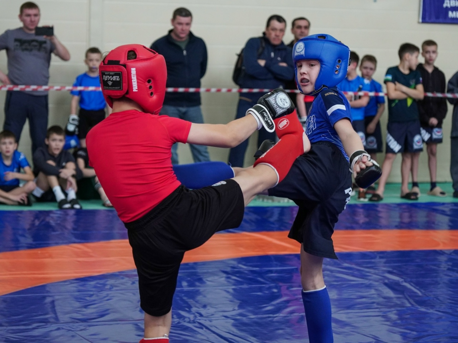 Первые в Бирске соревнования по панкратиону приняли около ста спортсменов