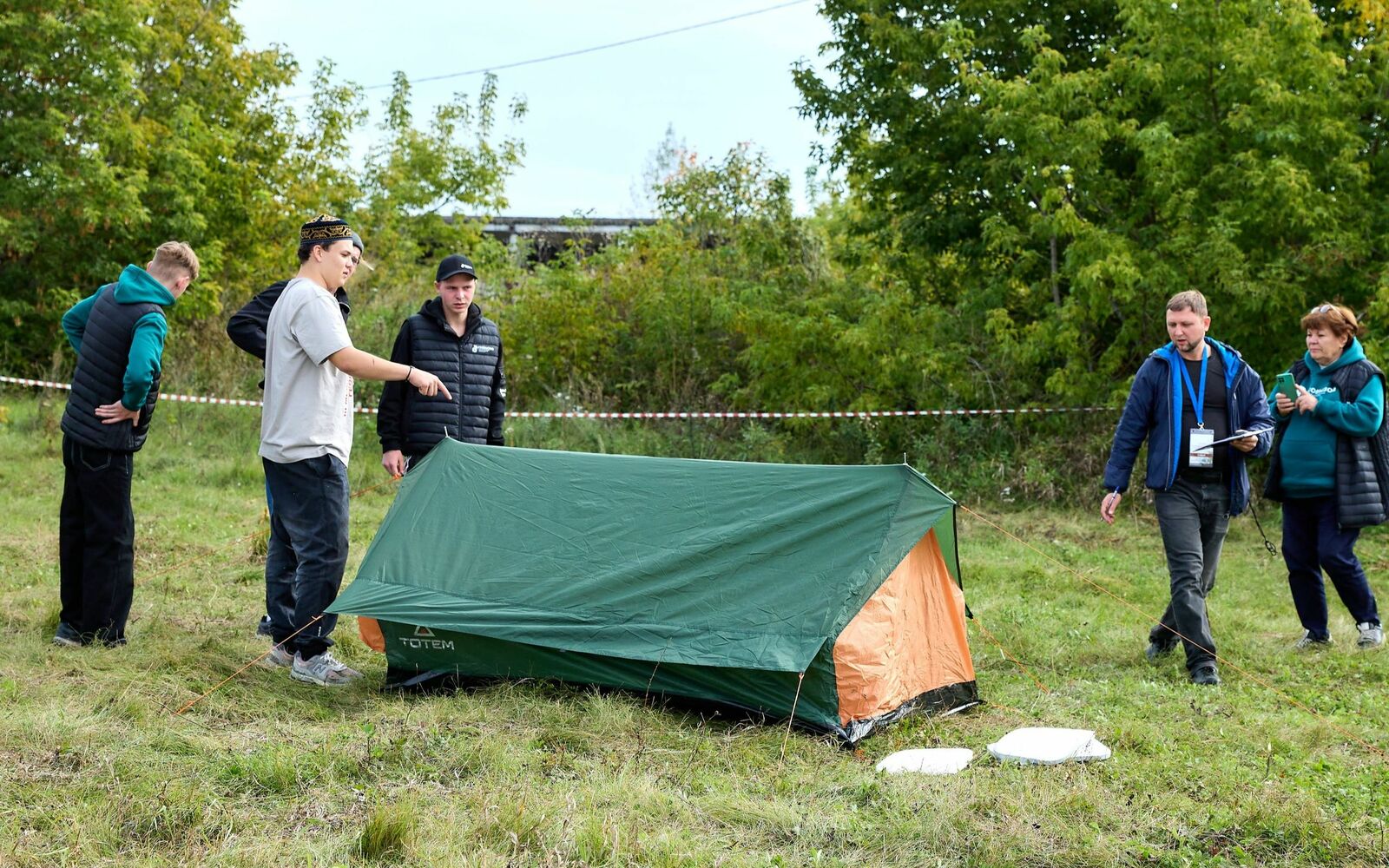 Участники «ГеоВызова» обустраивали полевую стоянку