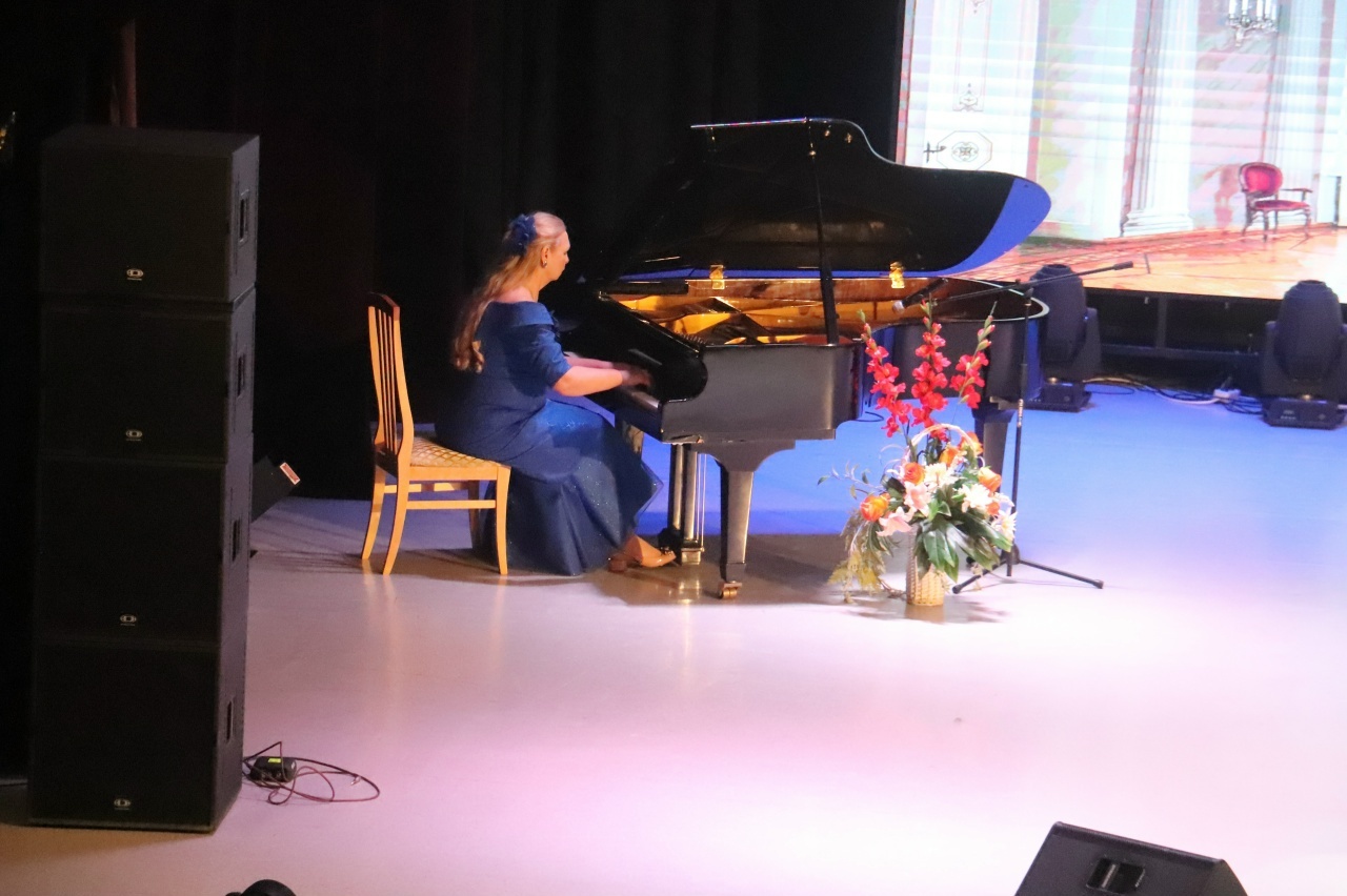 В Бирске фестиваль «Возраста у вдохновения нет!»  стал ярким парадом талантов