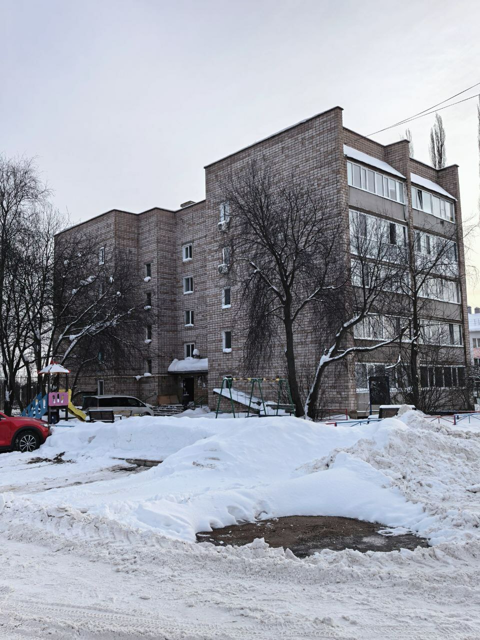 В многоквартирных домах Бирска ведется текущий ремонт подъездов
