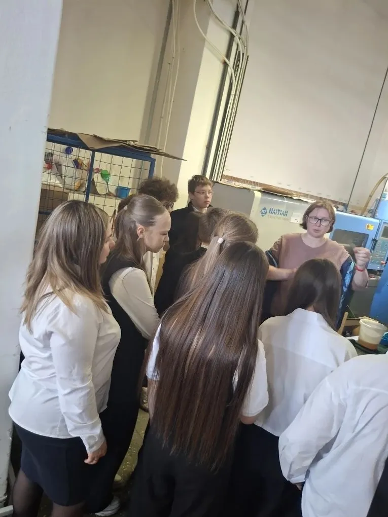 Бирский кадровый центр «Работа России» организовал экскурсию школьников