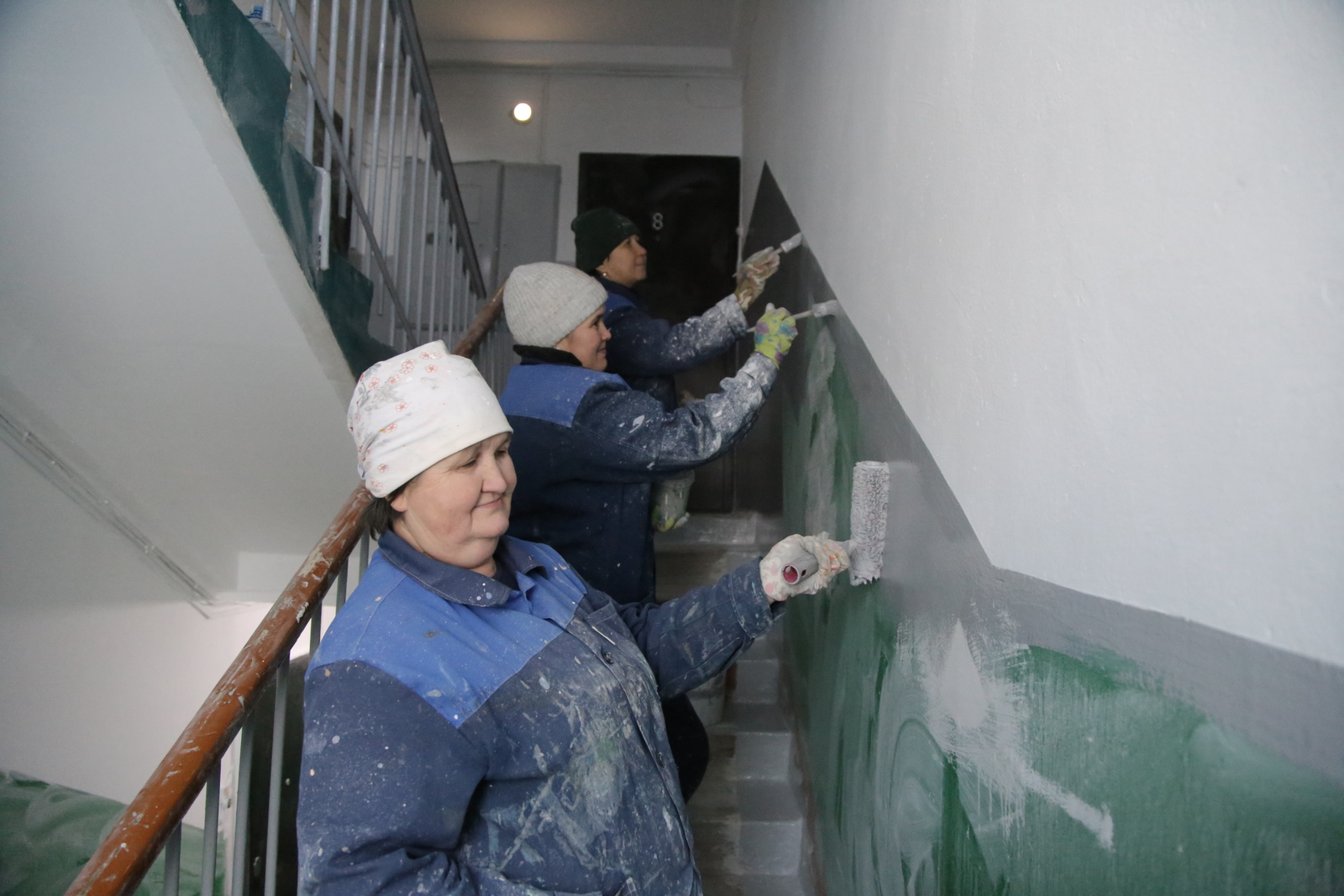 В многоквартирных домах Бирска ведется текущий ремонт подъездов