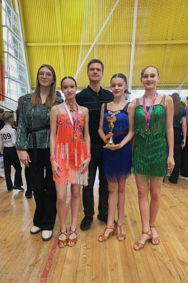 Бирские танцоры стали победителями соревнований по бальным танцам