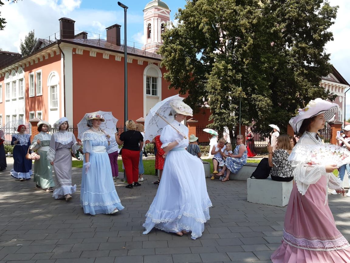 В Бирске блистал народный карнавал