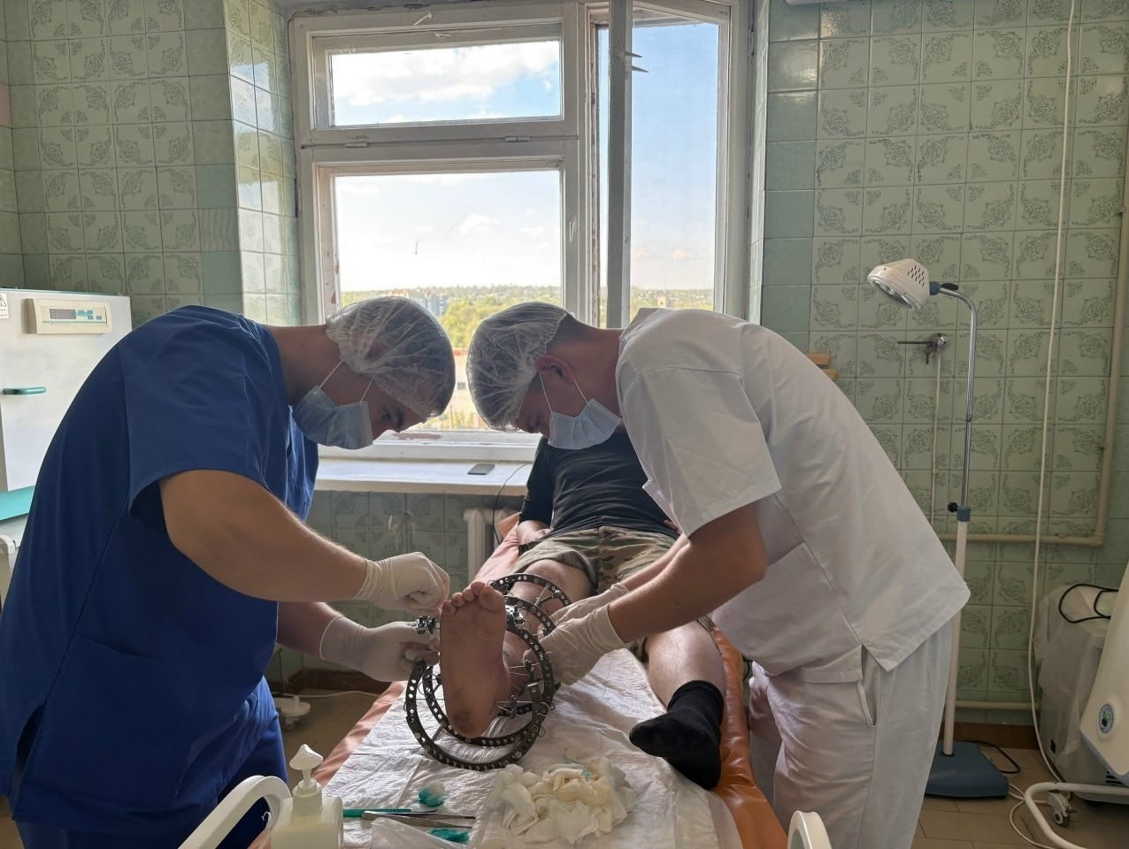 Студенты Бирского медфармколледжа отправились в Луганск помочь раненым бойцам