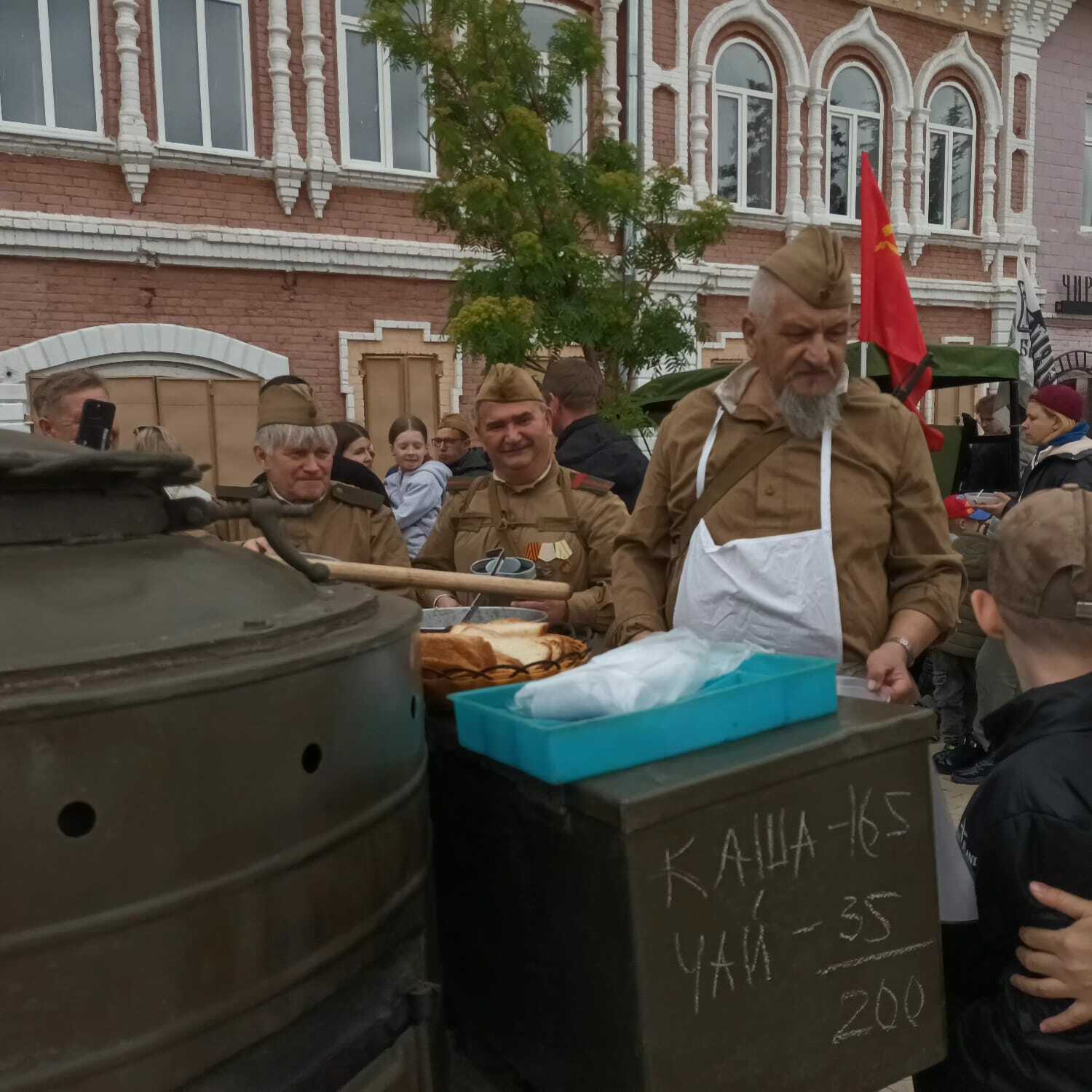 В Бирске поклонились  всем  миром тем, о которых забывать нельзя
