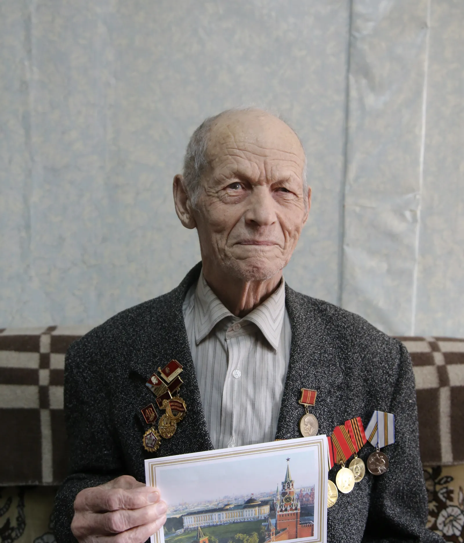 95-летний бирянин Алексей Багаев--из закаленного поколения тружеников тыла