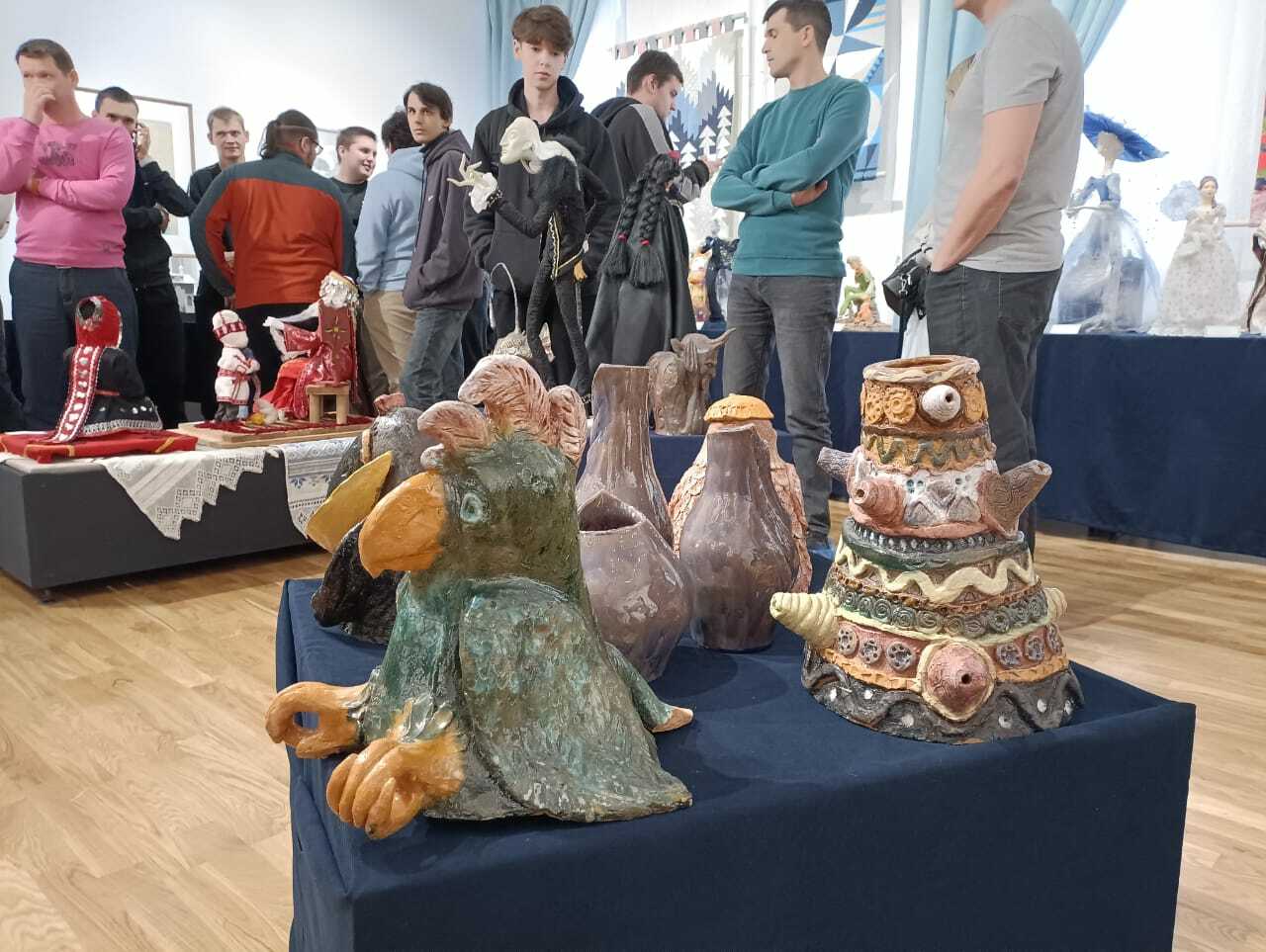 Вернисаж работ студентов Бирского филиала УУНиТ поразил волшебством