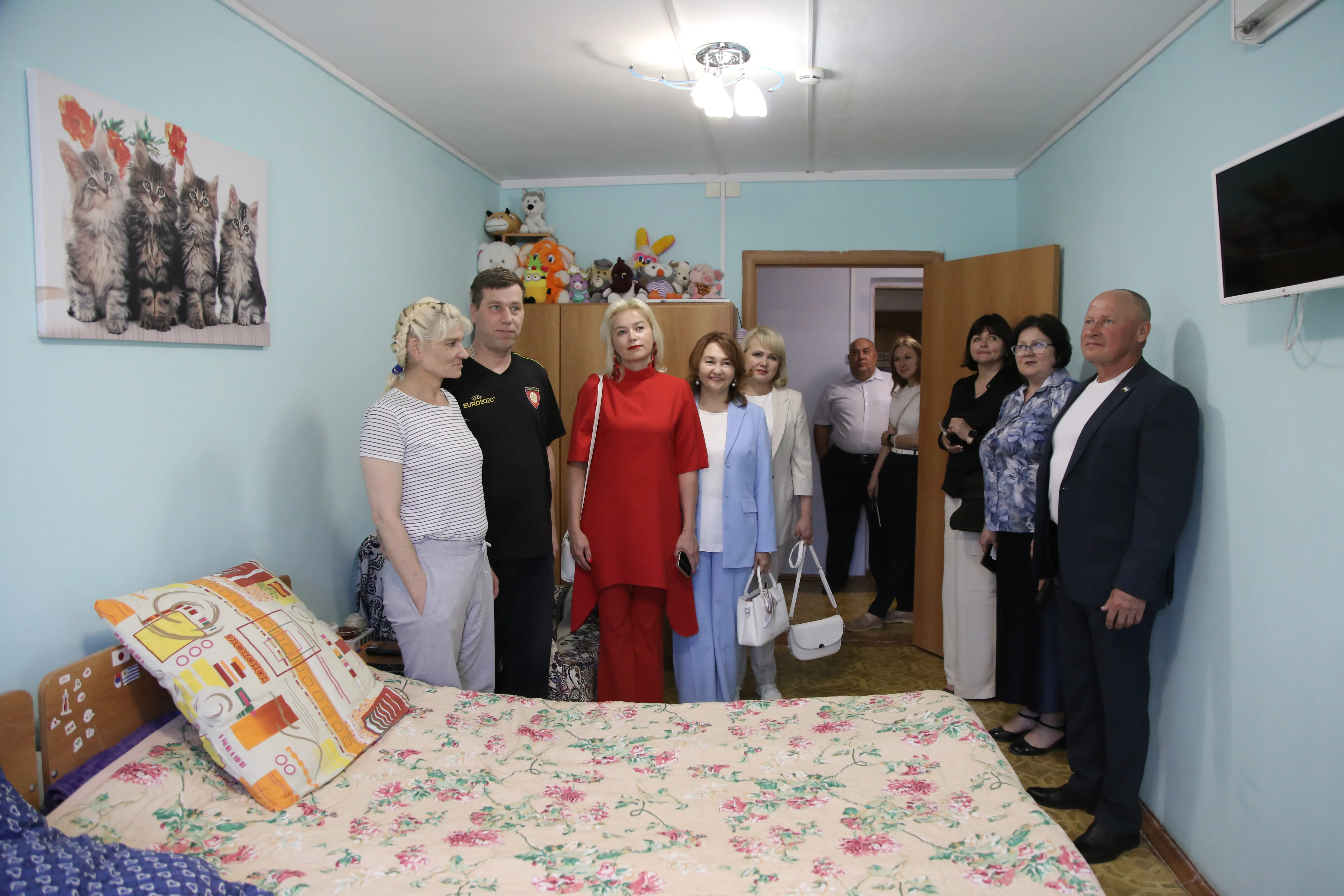 Специалисты Бирского социального дома «Малахит получили поздравления 8 июня