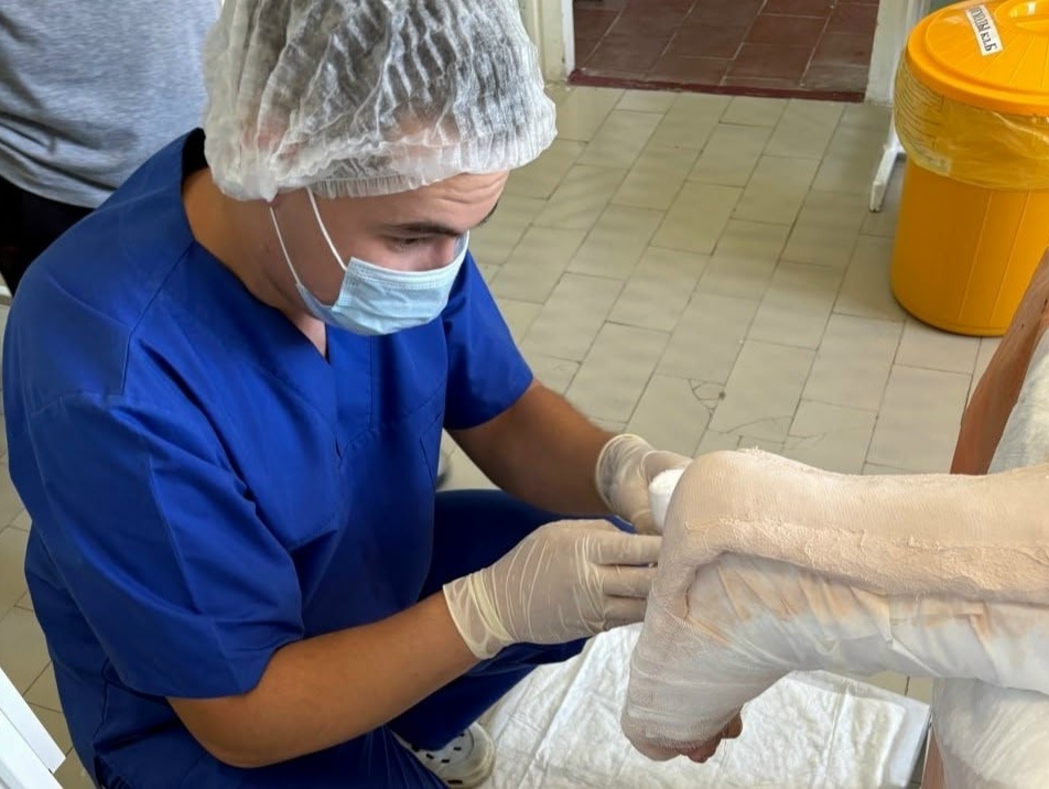 Студенты Бирского медфармколледжа отправились в Луганск помочь раненым бойцам