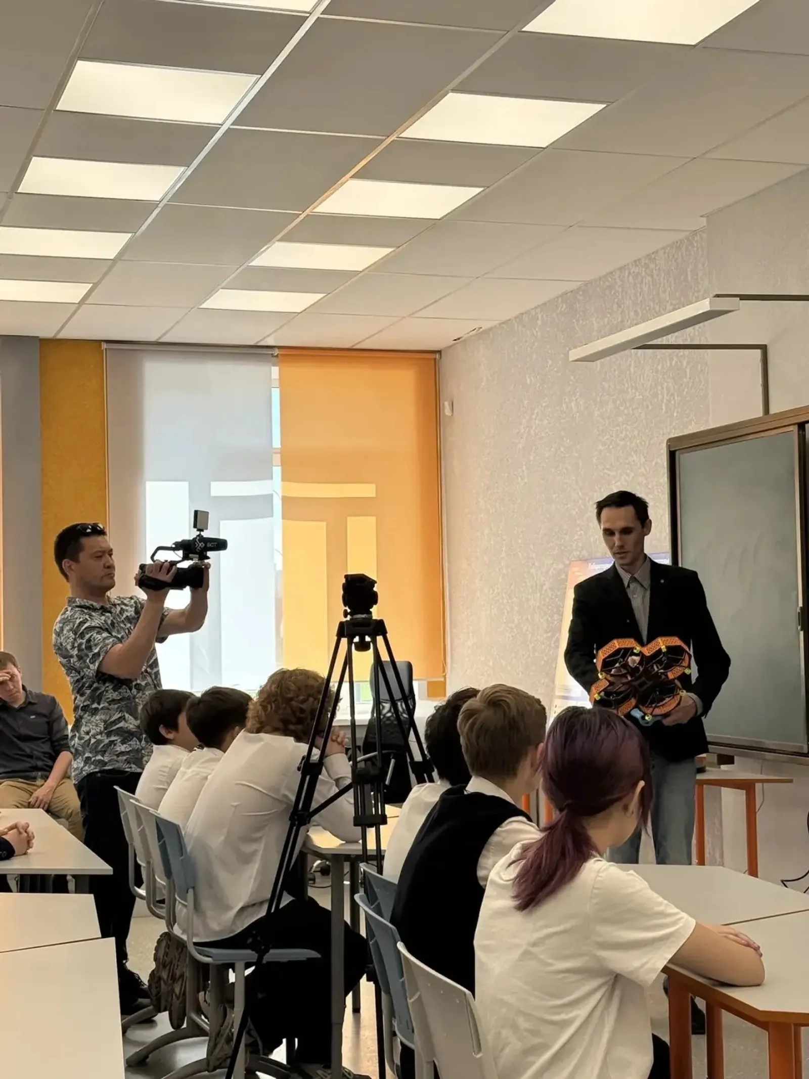 РБ развивает школьное образование в сфере беспилотных технологий