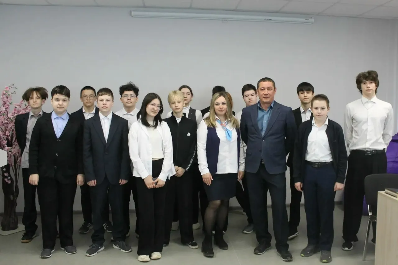 Бирский кадровый центр «Работа России» организовал экскурсию школьников