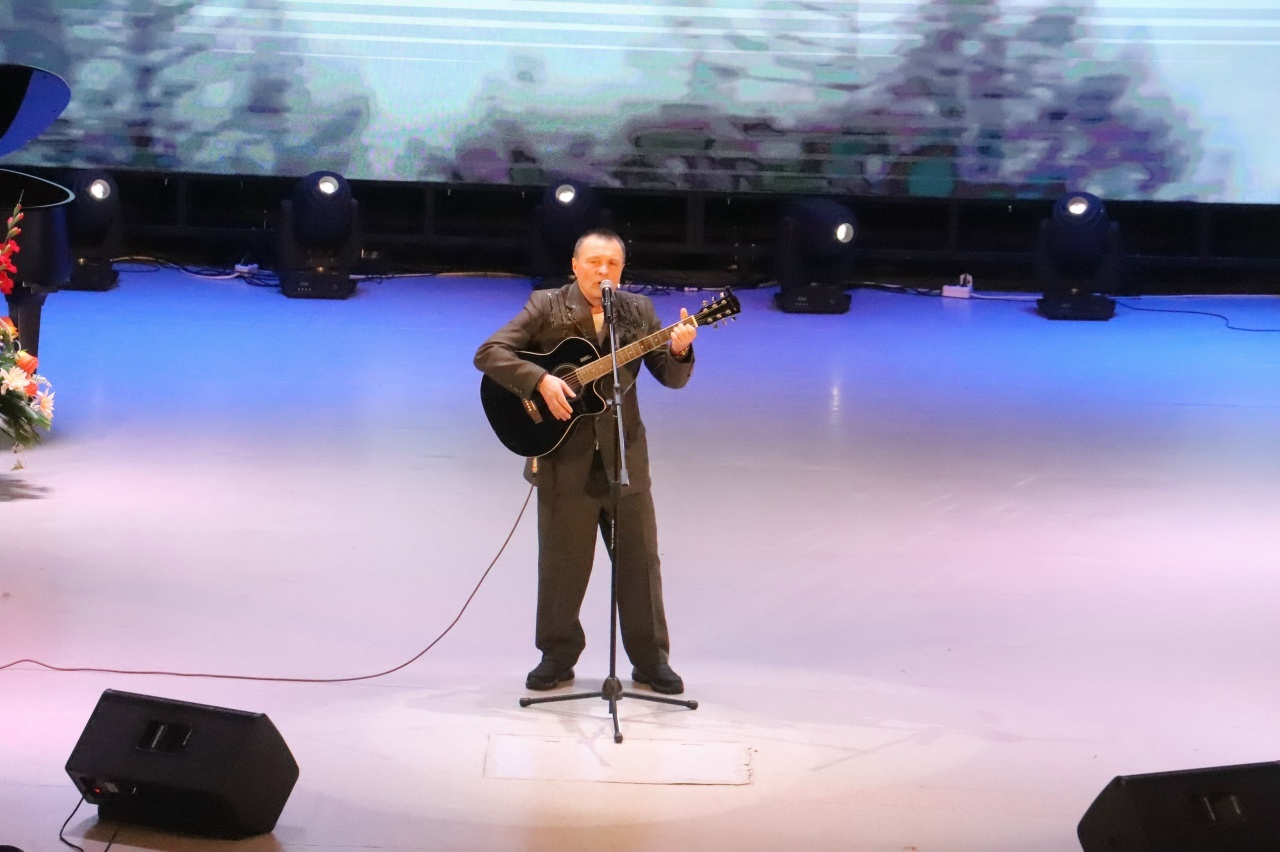 В Бирске фестиваль «Возраста у вдохновения нет!»  стал ярким парадом талантов