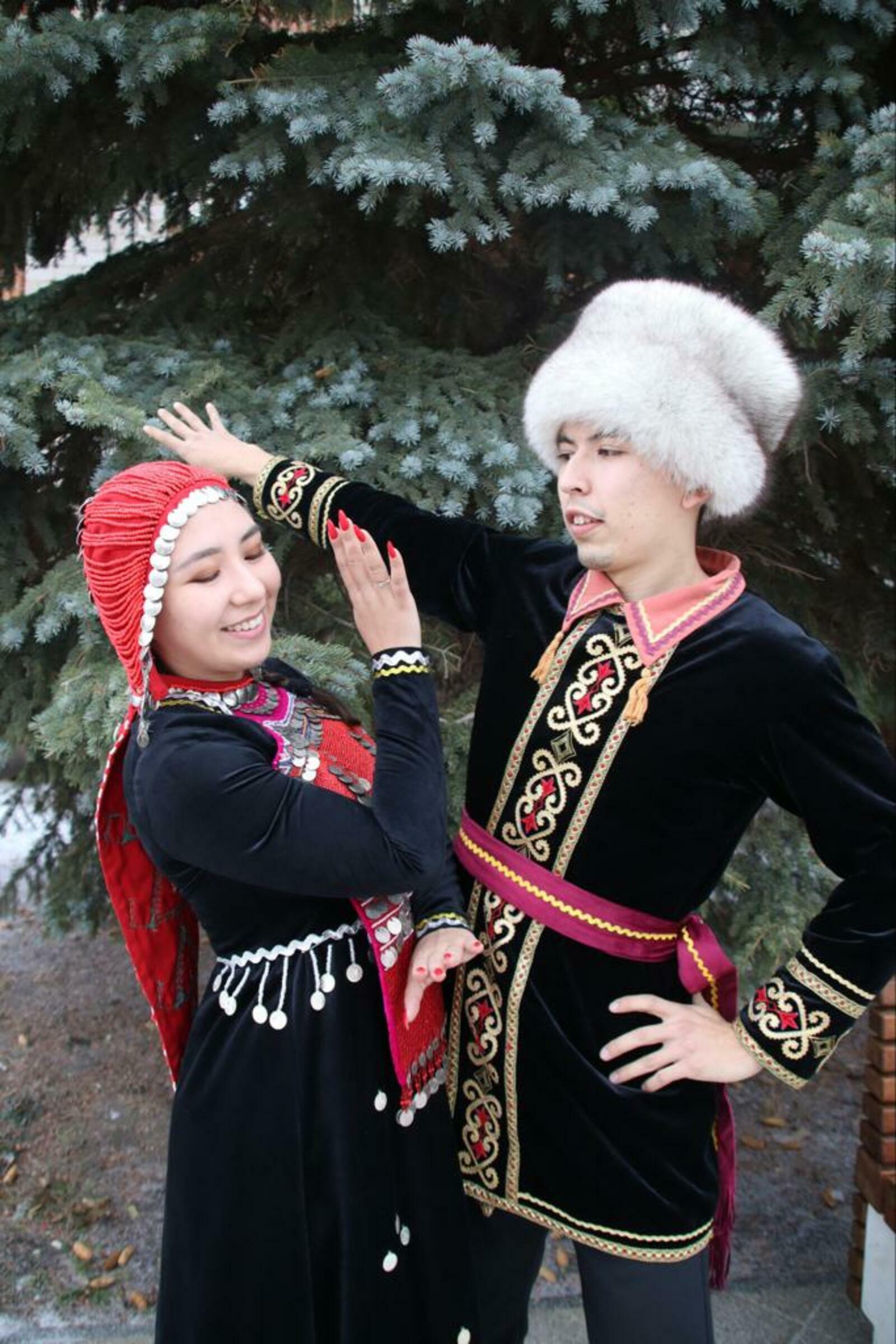 Молодые люди из Башкирии заключат официальный брак на выставке "Россия" в Москве