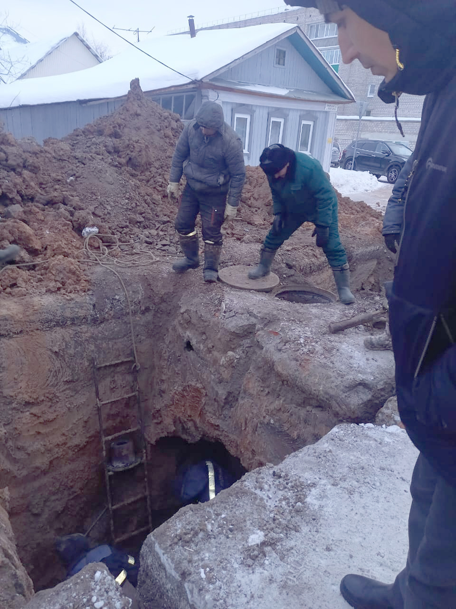 В Бирске серьезную коммунальную аварию на водопроводе устранили за сутки