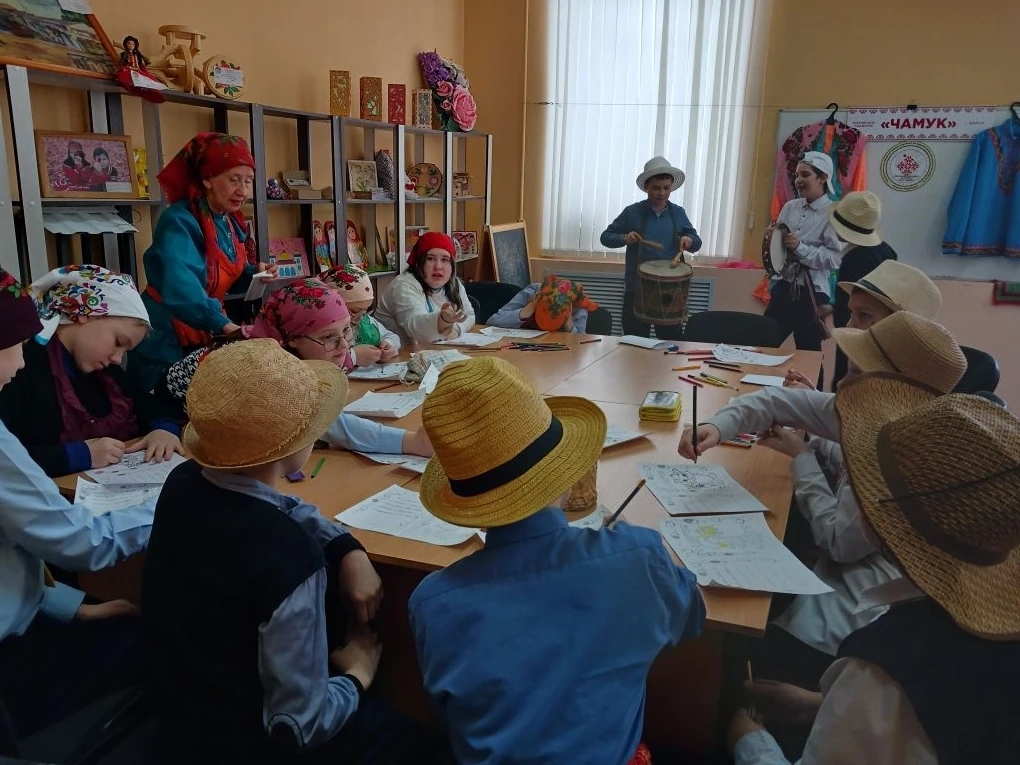 Юные биряне узнали о традициях марийской семьи