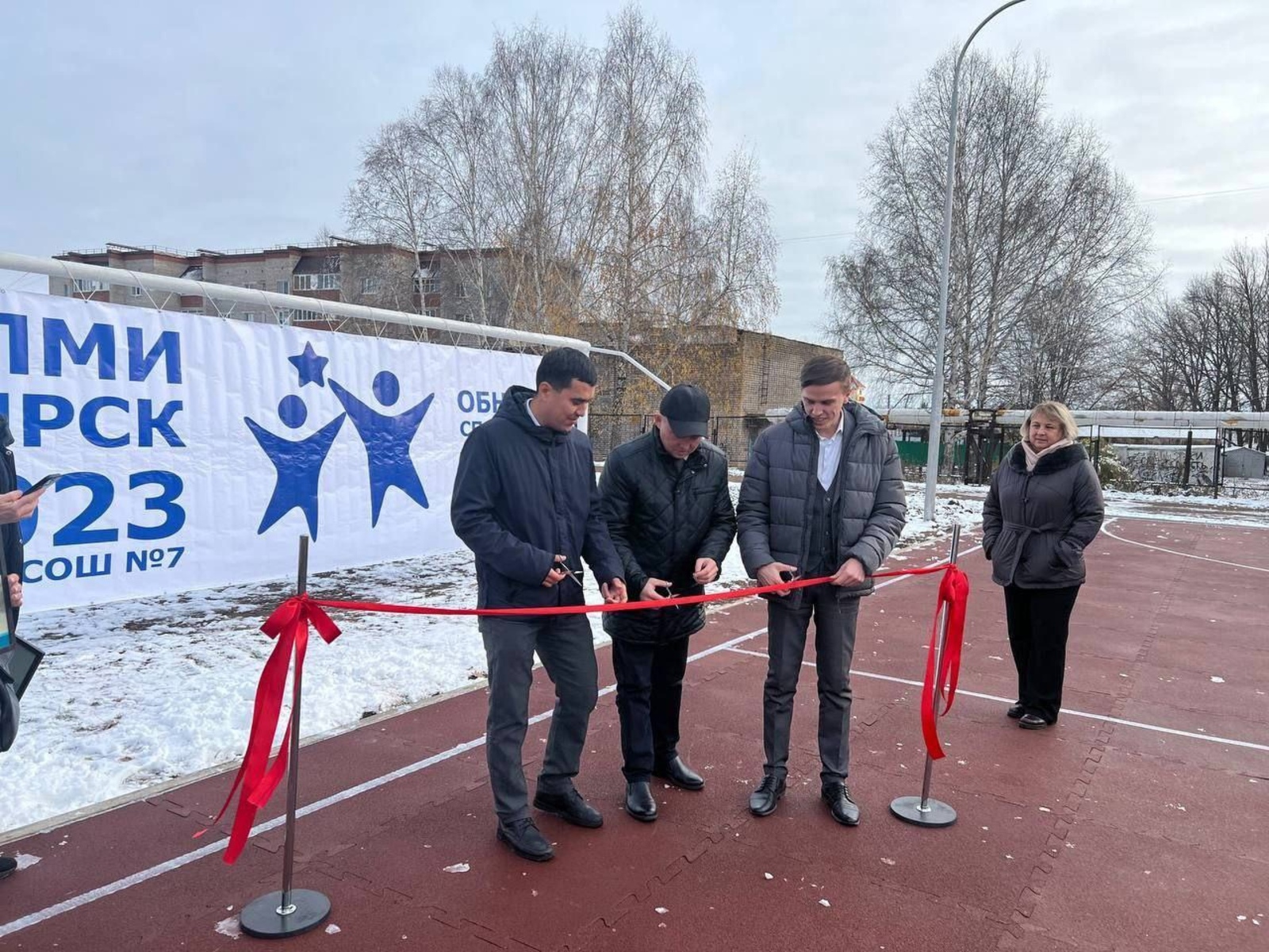 В Бирске обновленная в рамках ППМИ баскетбольная площадка на территории школы №7 будет радовать спортсменов