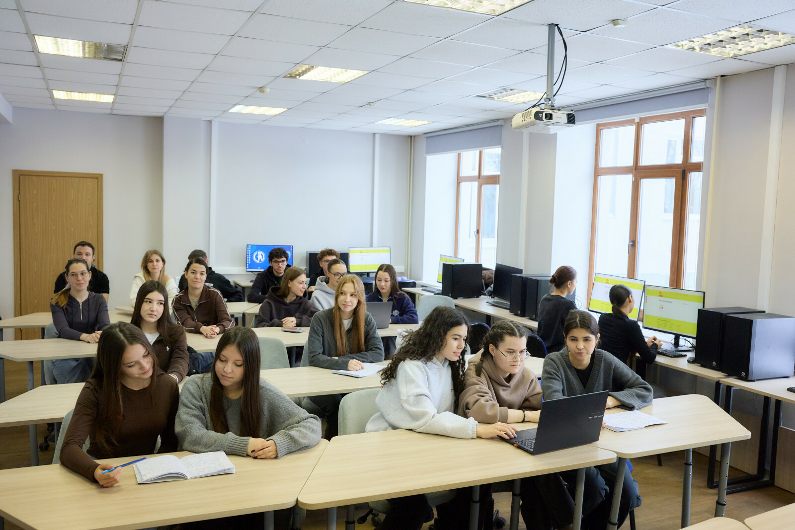 Вуз-резидент Уфимского студкампуса открыл лабораторию на базе отечественного ПО