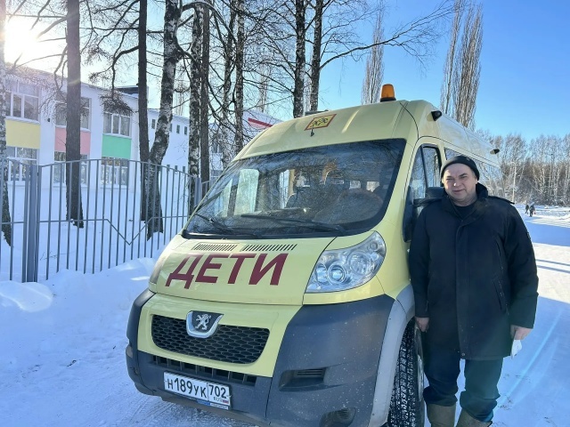 В Бирском районе трудятся самые улыбчивые водители школьных автобусов