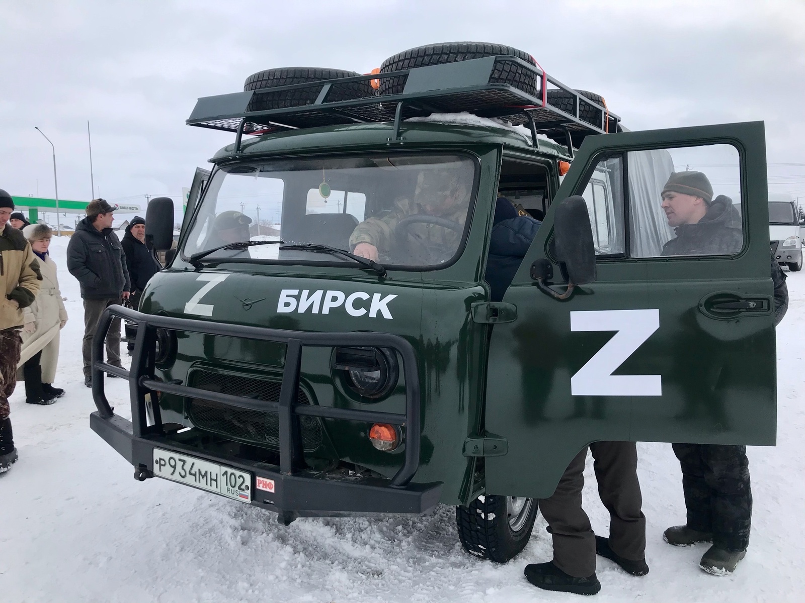 Жители Бирска передали УАЗ-«фермер» для бойцов батальона имени Минигали Шаймуратова