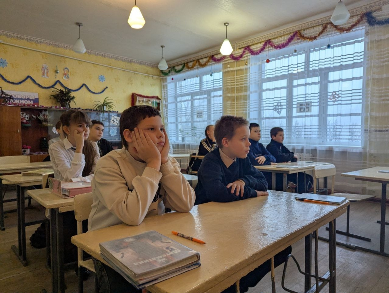 Башкирские строители помогают создавать новую жизнь в Софиевской школе ЛНР