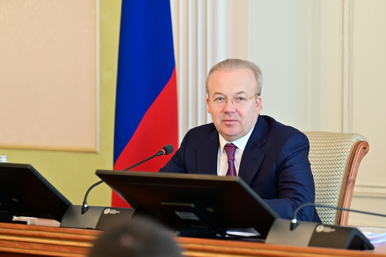 Премьер Назаров поднял вопросы обращения с ТКО