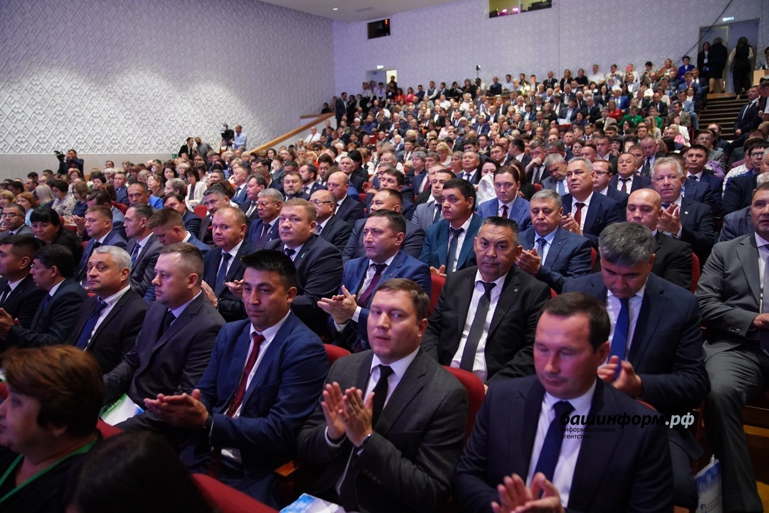 Педагоги Башкирии собрались в Бирске на традиционном августовском совете