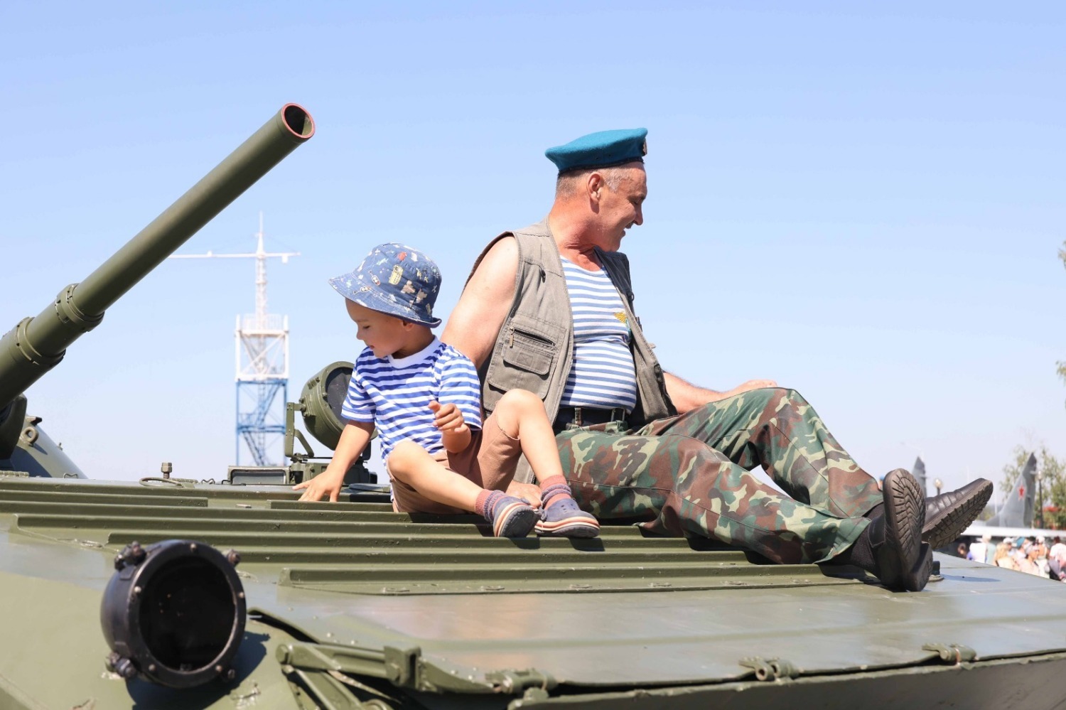 В Башкирии «крылатая пехота» отпраздновала  День ВДВ в парке «Патриот»