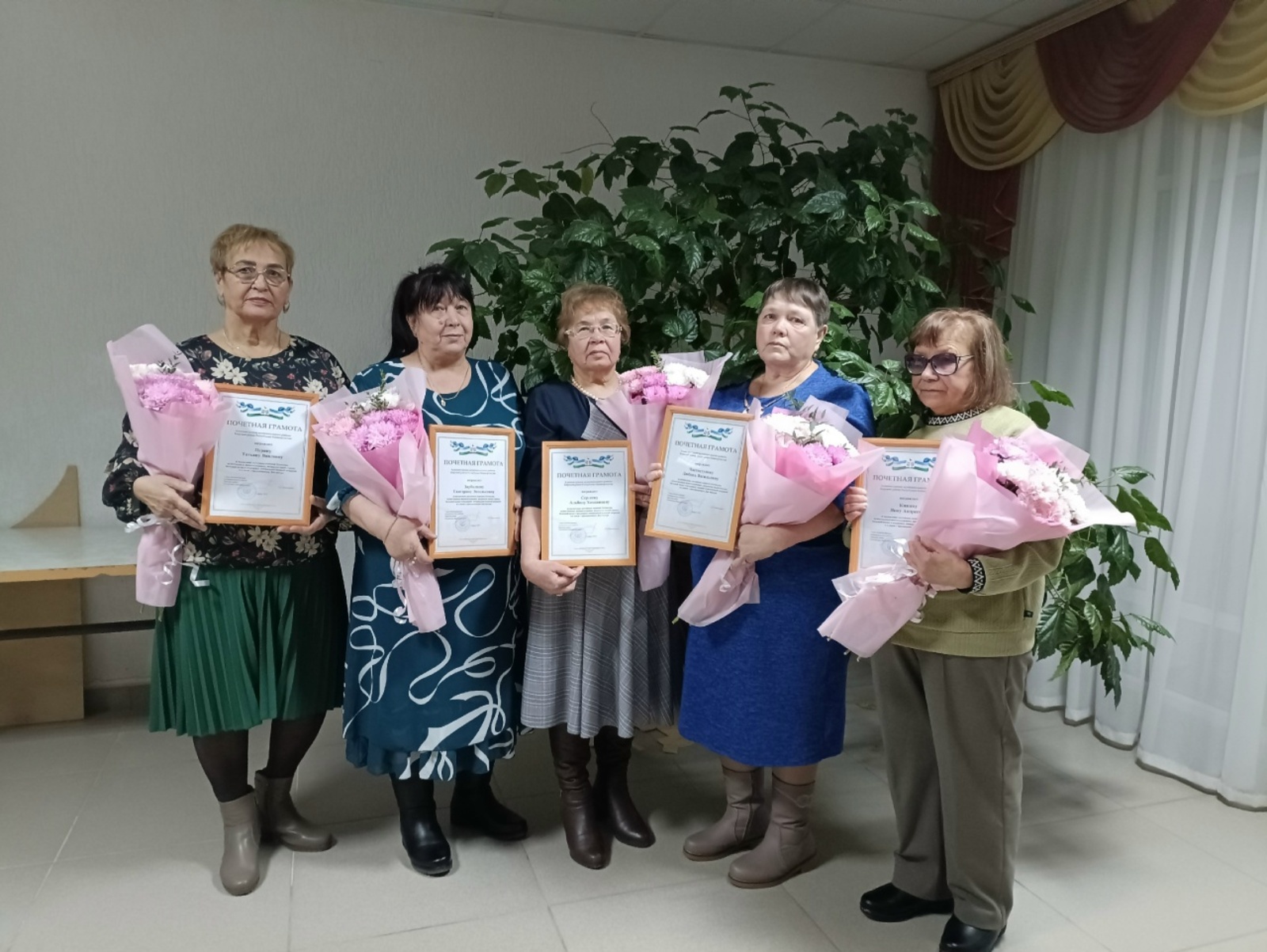 В День матери величали бирянок