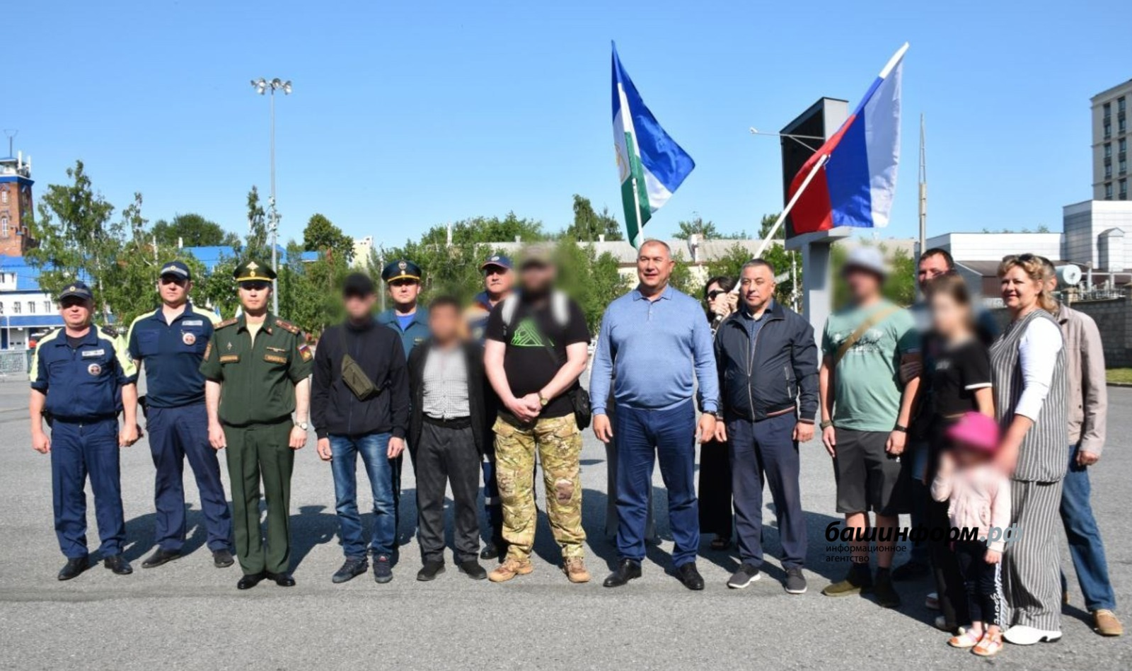 Из Уфы в зону СВО ушла 438-я колонна с бойцами