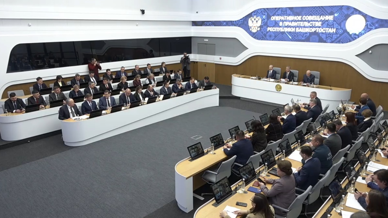 Радий Хабиров поблагодарил жителей республики за четыре года поддержки СВО