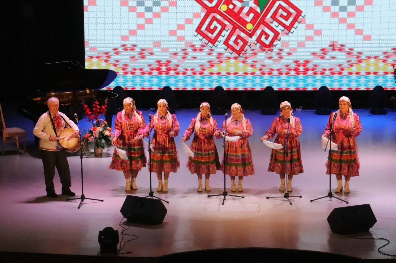 В Бирске фестиваль «Возраста у вдохновения нет!»  стал ярким парадом талантов