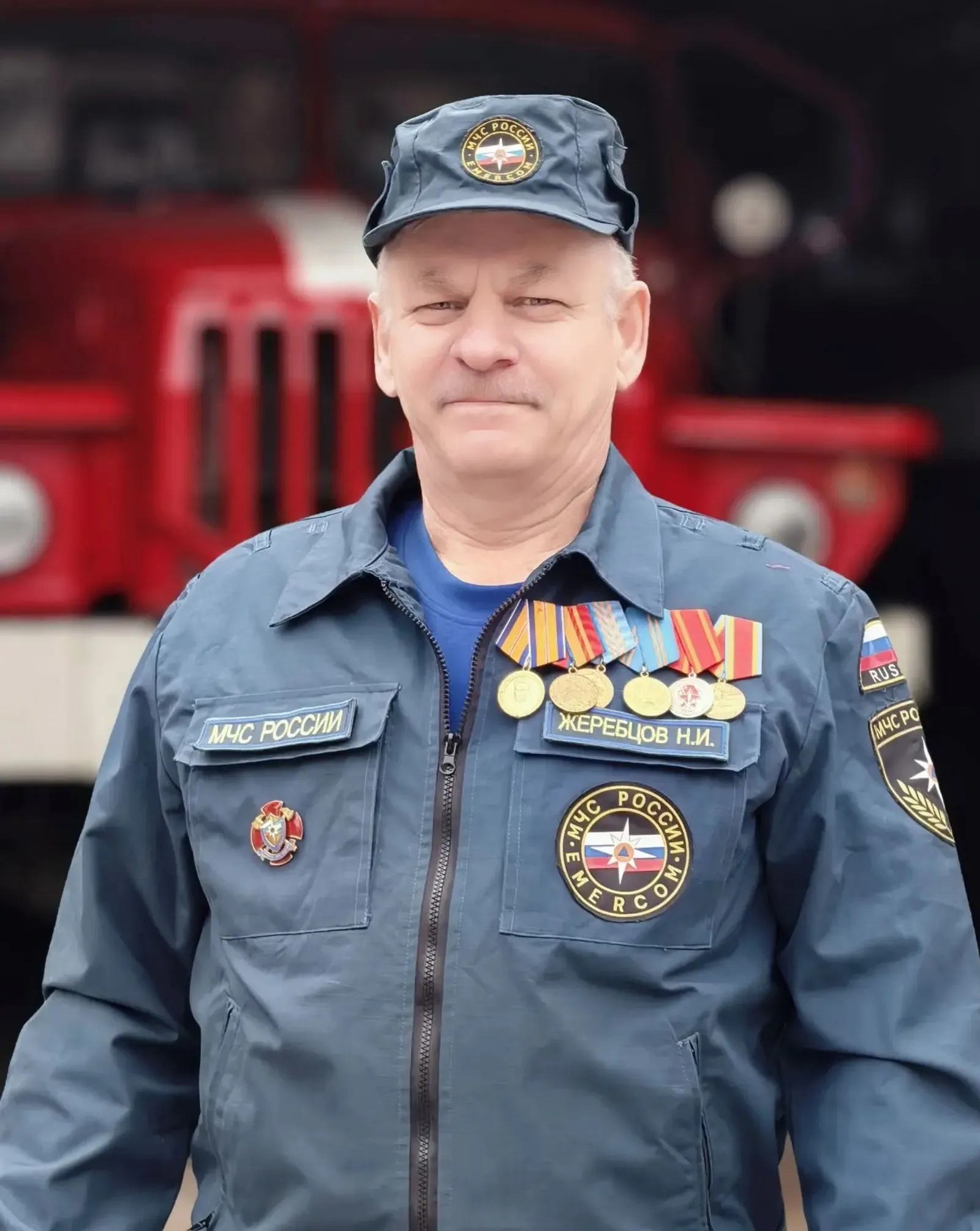 Николай Жеребцов больше 30 лет работает в пожарной охране