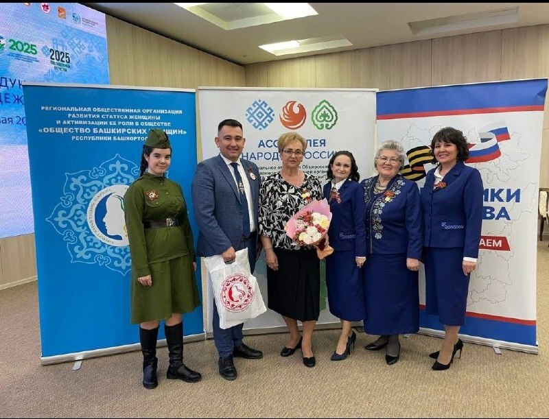 Татьяна Пурина из Бирска поддерживает бойцов СВО творчеством и волонтерством