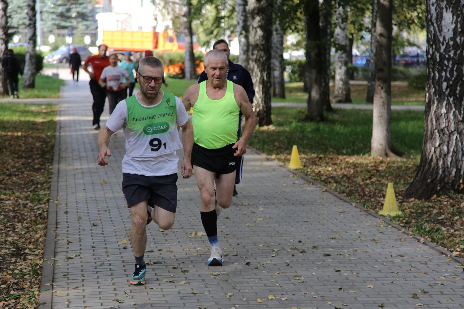 Степан Чиглинцев  Николай Голощапов и Эдуард Атаев преодолевают дистанцию