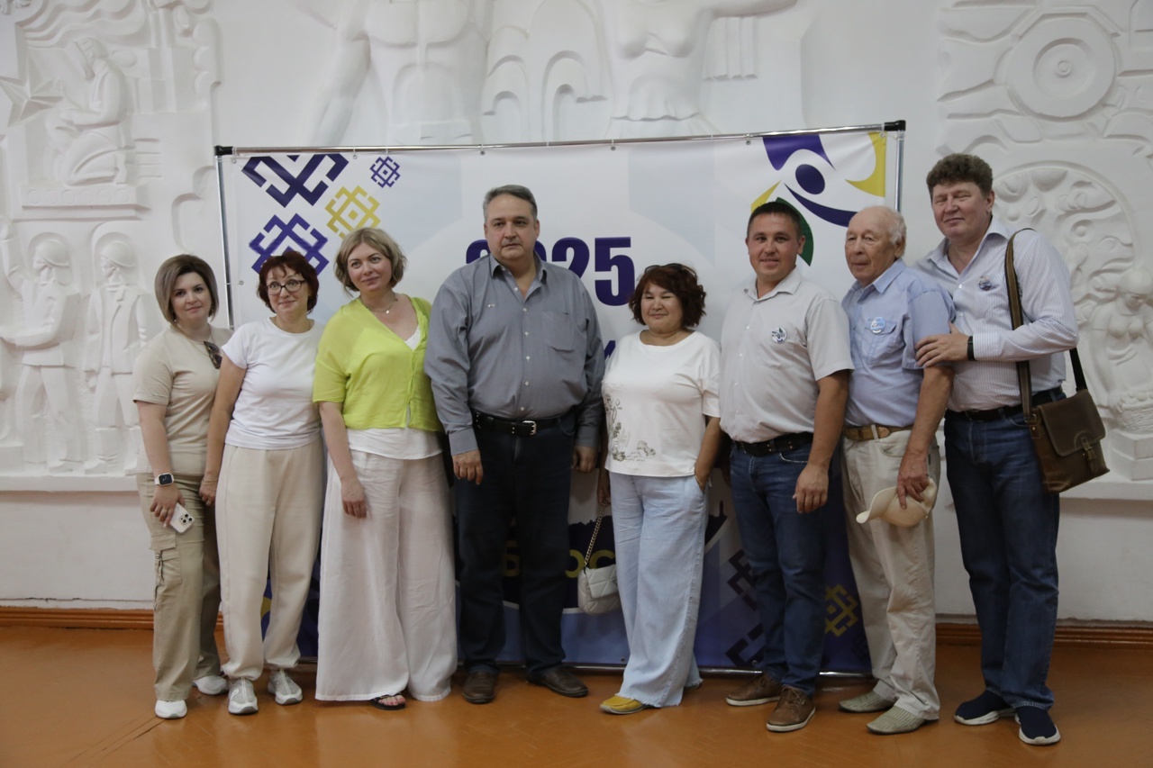 «ПолиграфФЕСТ-2025» в Бирске объединил работников печатного дела республики